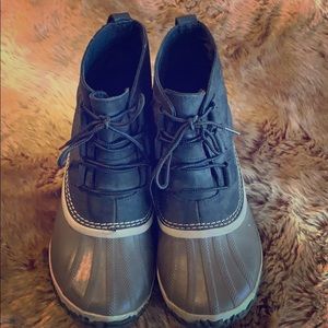 Sorel out and about booties